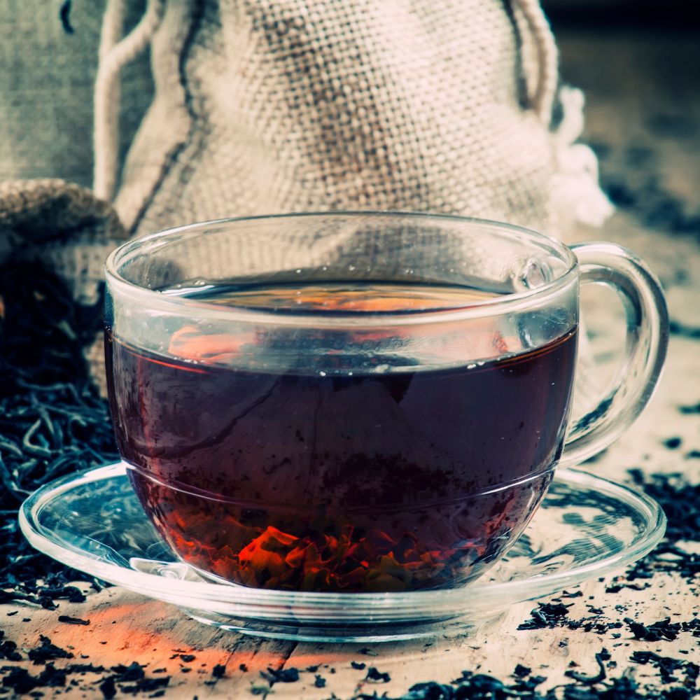 Le thé noir, une alternative au café.